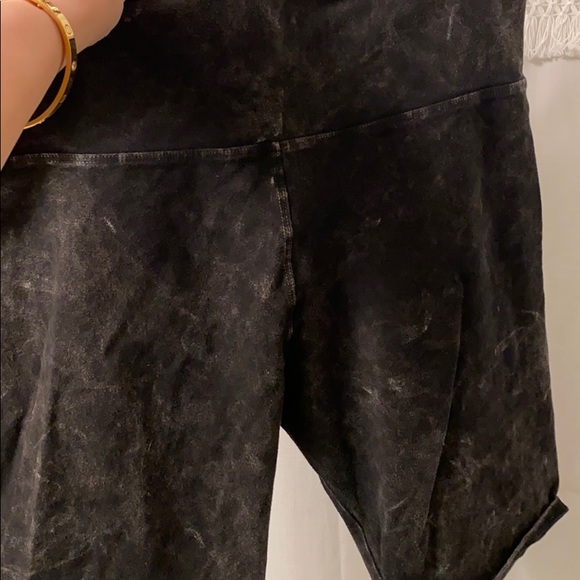 Biker shorts - Picture 3 of 3